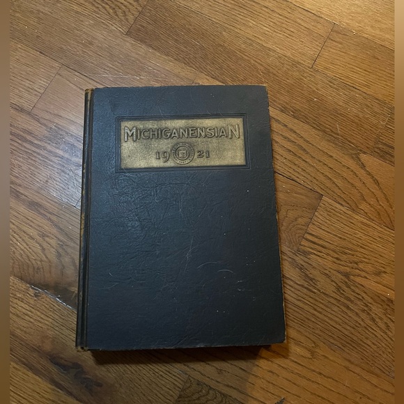Vintage, Rare 1921 University Of Michigan Ensian Yearbook (Michiganensian) - Picture 1 of 13